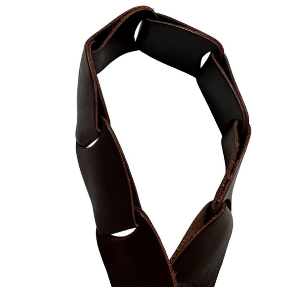 Brown Italian Leather Women's Looped Belt, Medium - Picture 4 of 13